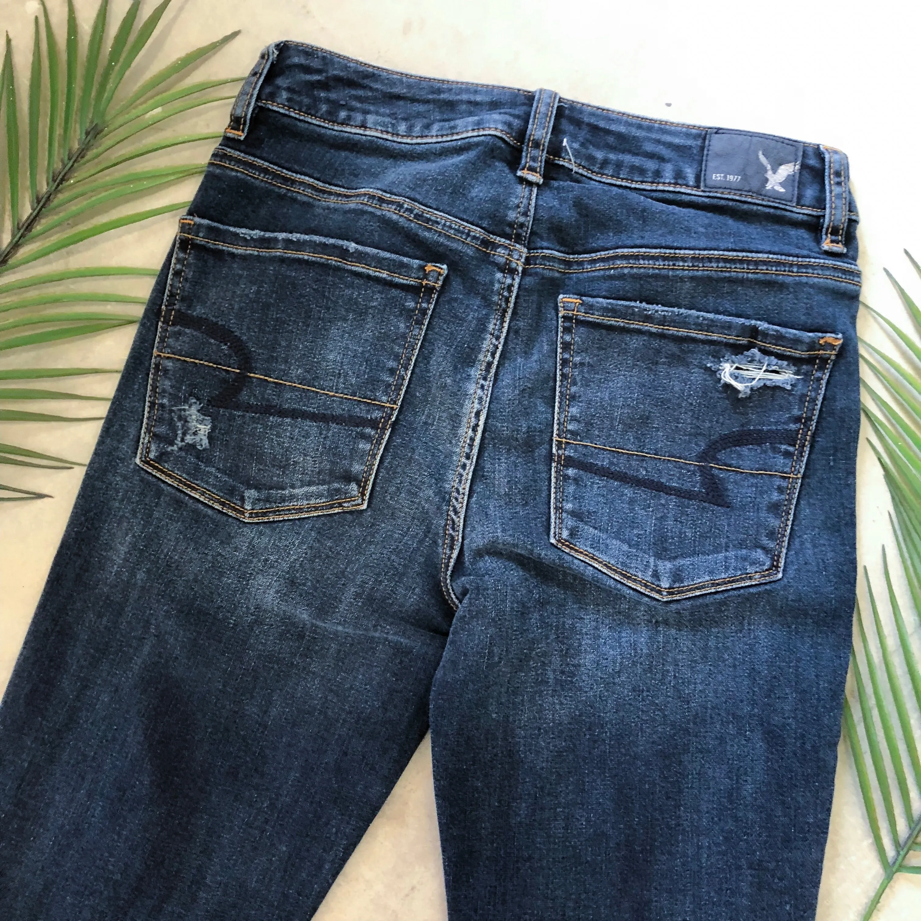 American Eagle Hi-Rise Jegging - Size 2