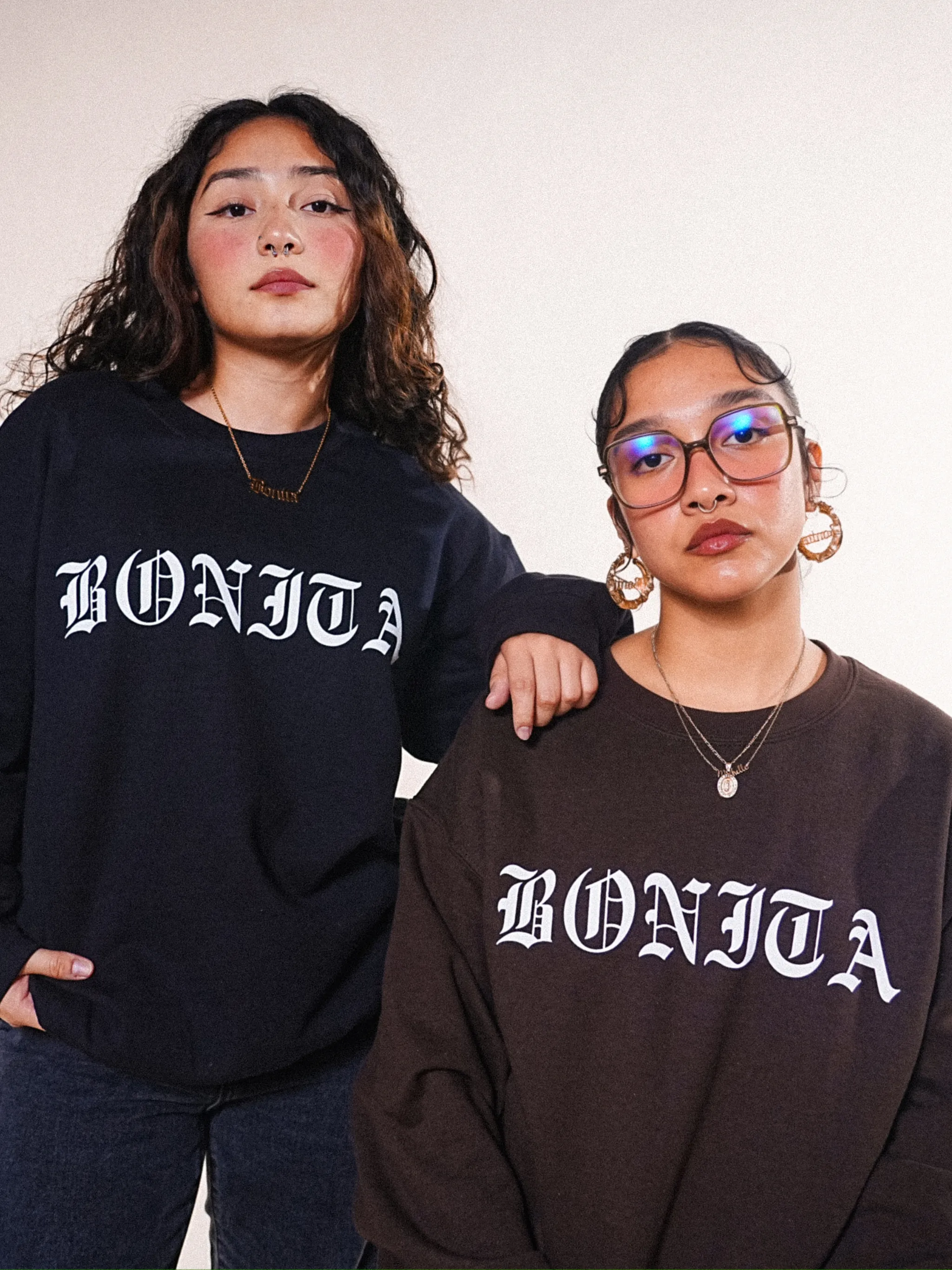 BROWN BONITA ESSENTIAL CREWNECK